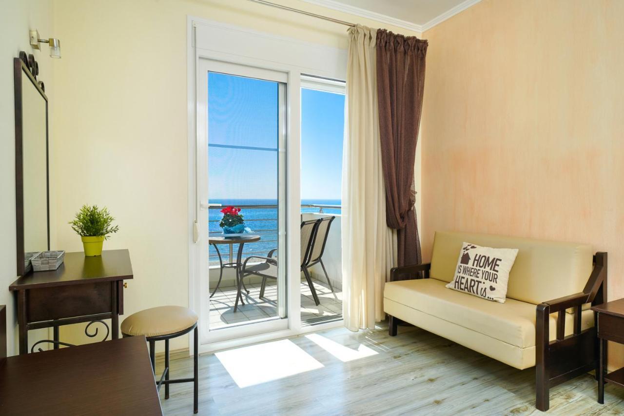 Villa Mare Nostrum ลิเมนาเรีย ภายนอก รูปภาพ