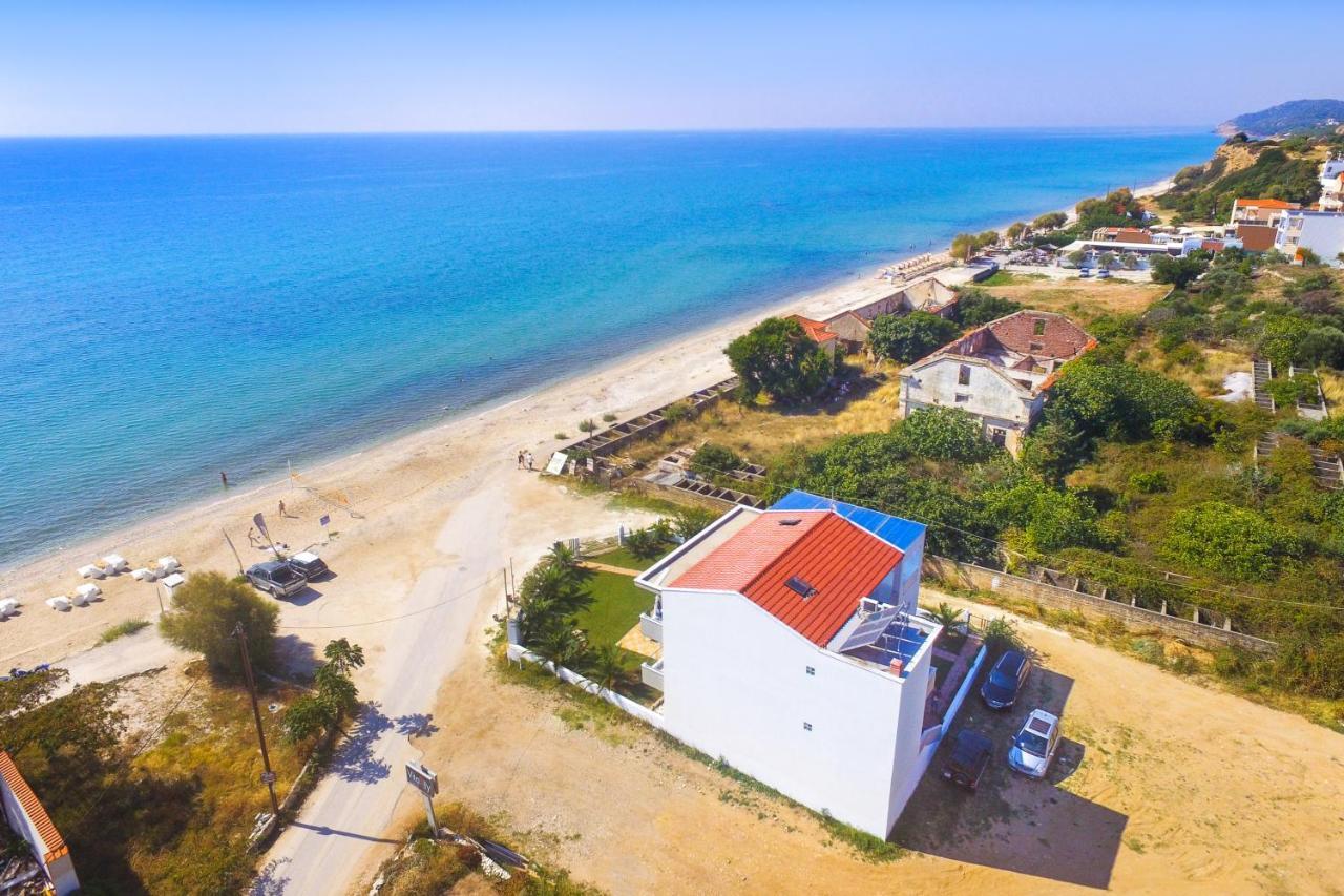 Villa Mare Nostrum ลิเมนาเรีย ภายนอก รูปภาพ